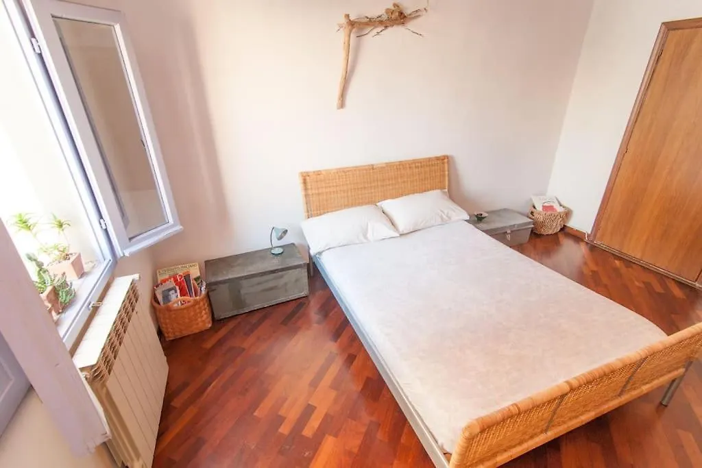 Romantic Apt In San Frediano Florence Apartment